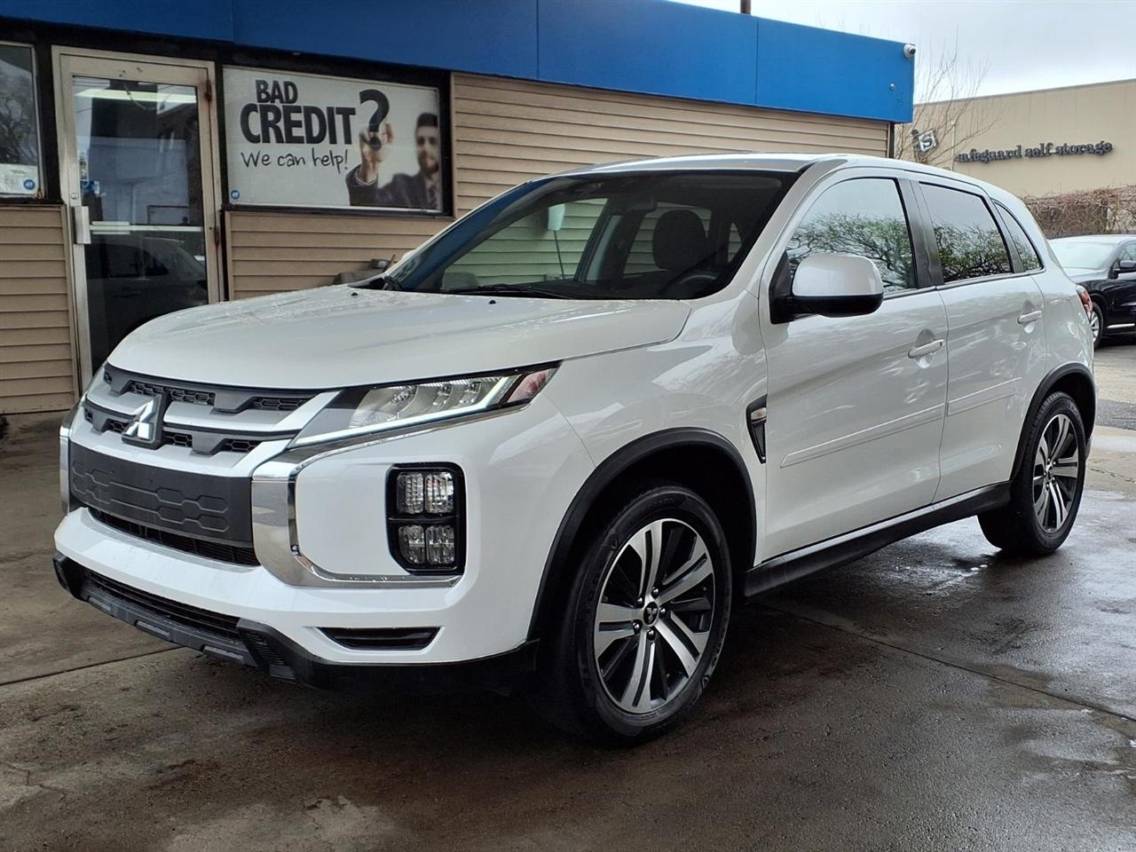 Mitsubishi Outlander Sport  2021