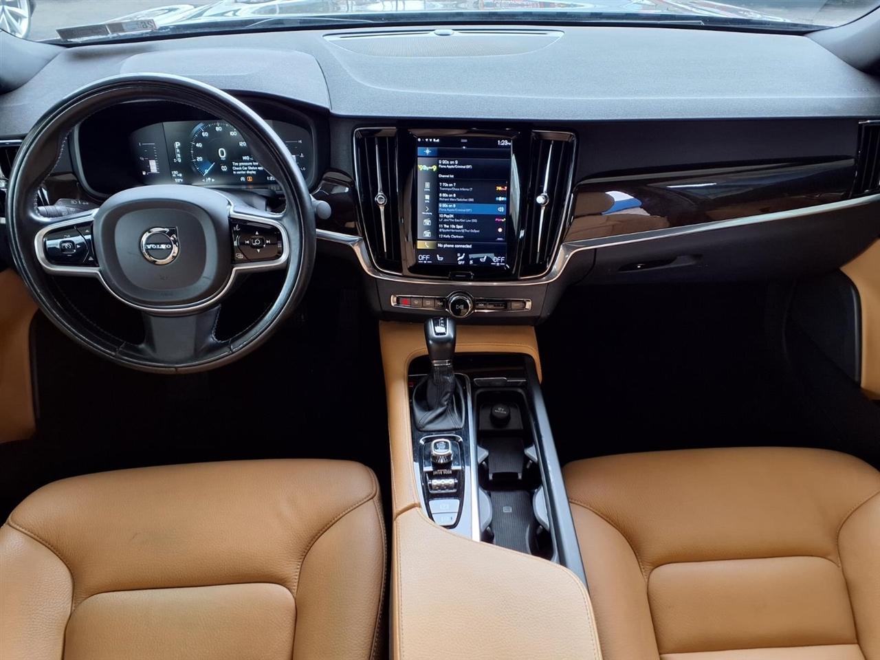 Volvo S90  2018