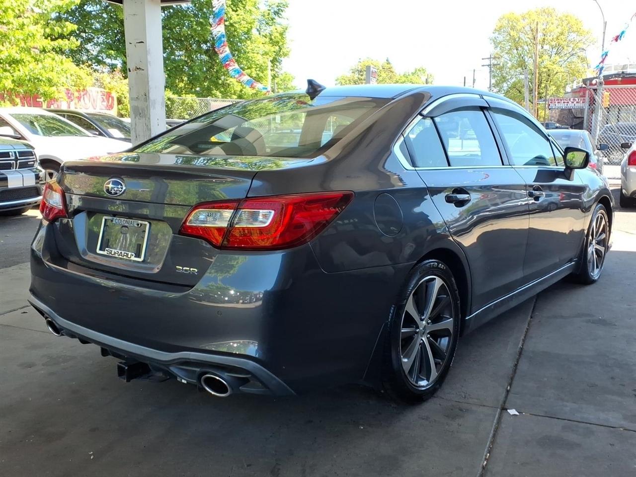 Subaru Legacy  2018