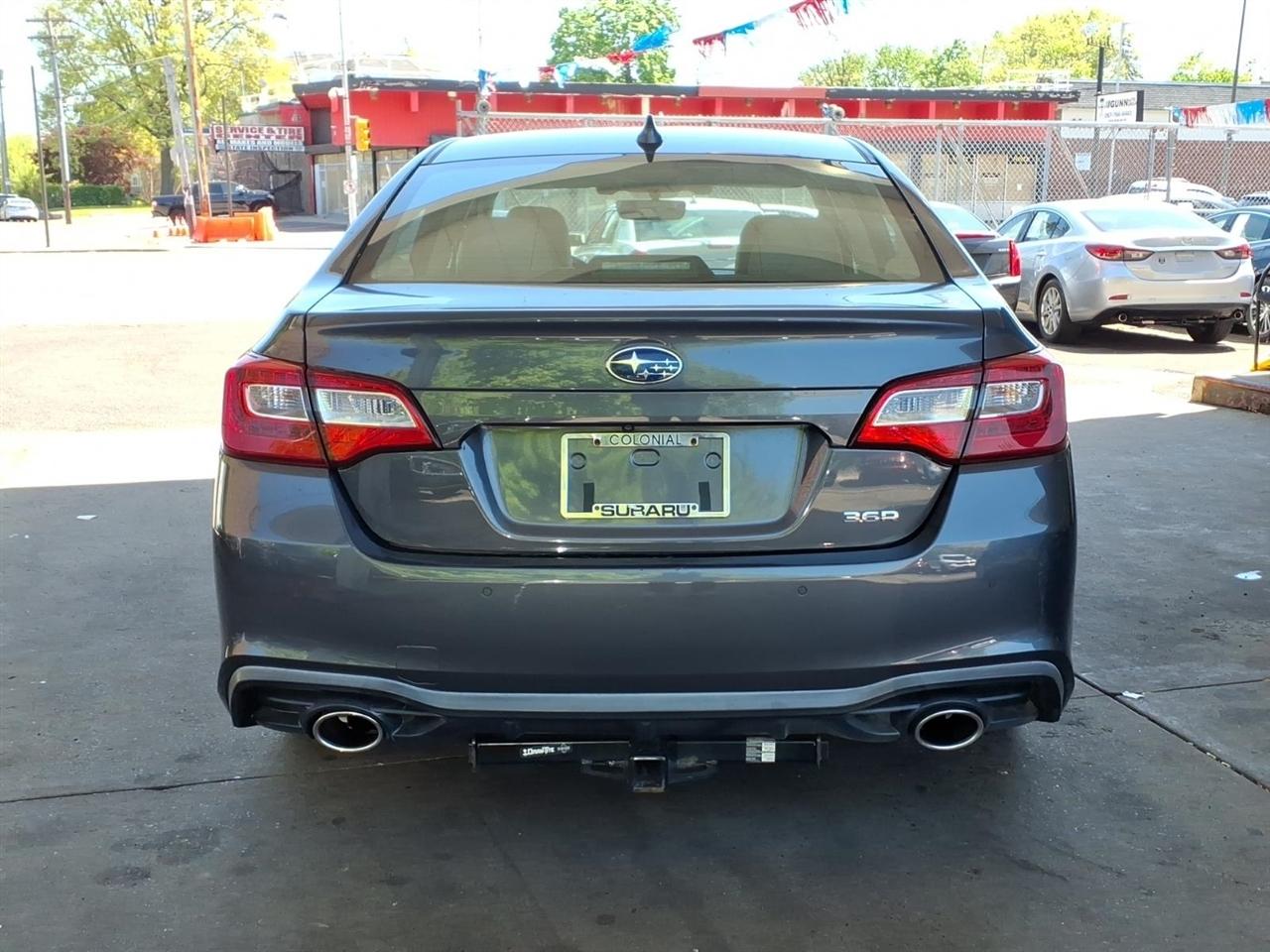 Subaru Legacy  2018