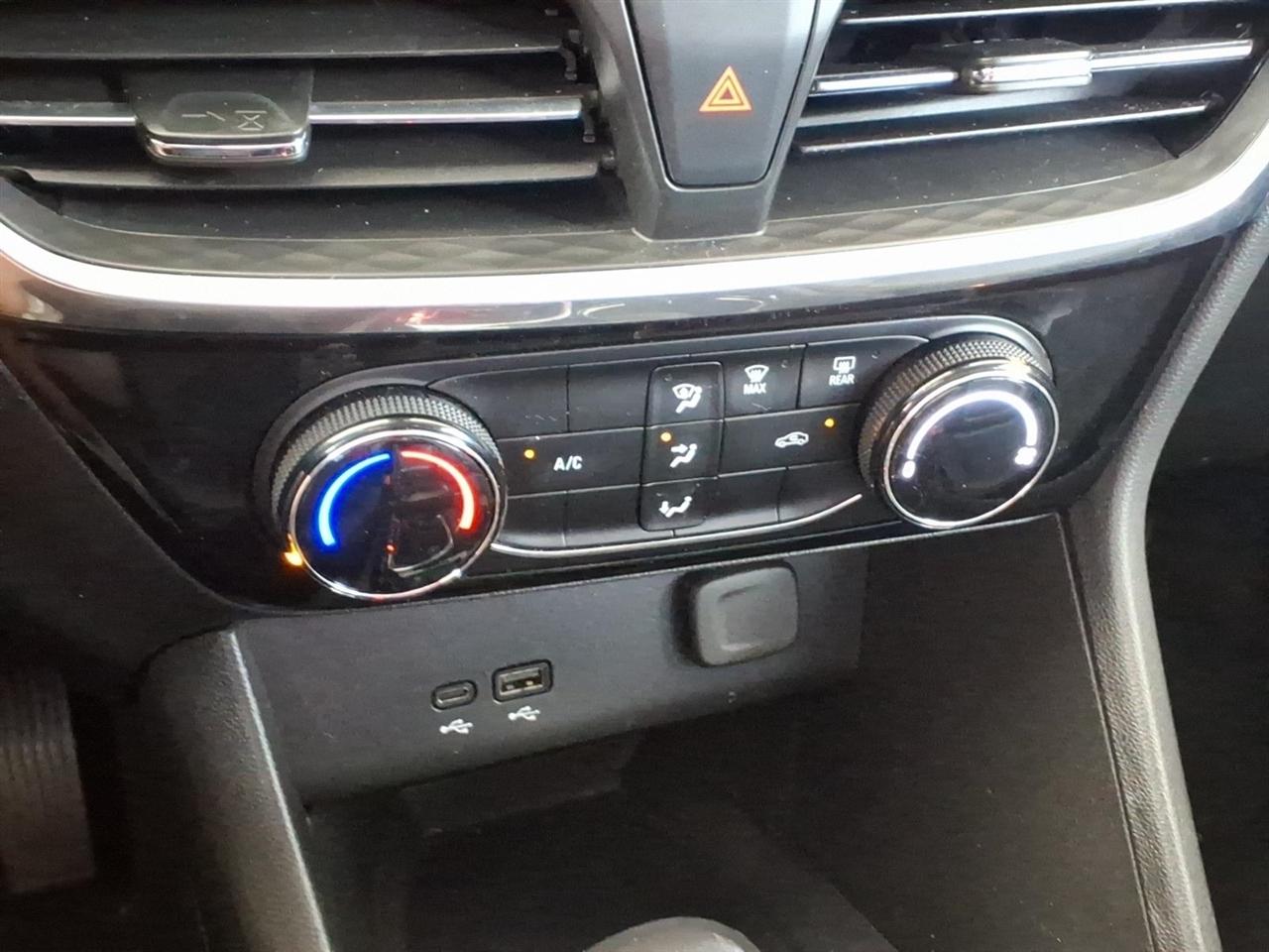 Buick Encore GX  2024