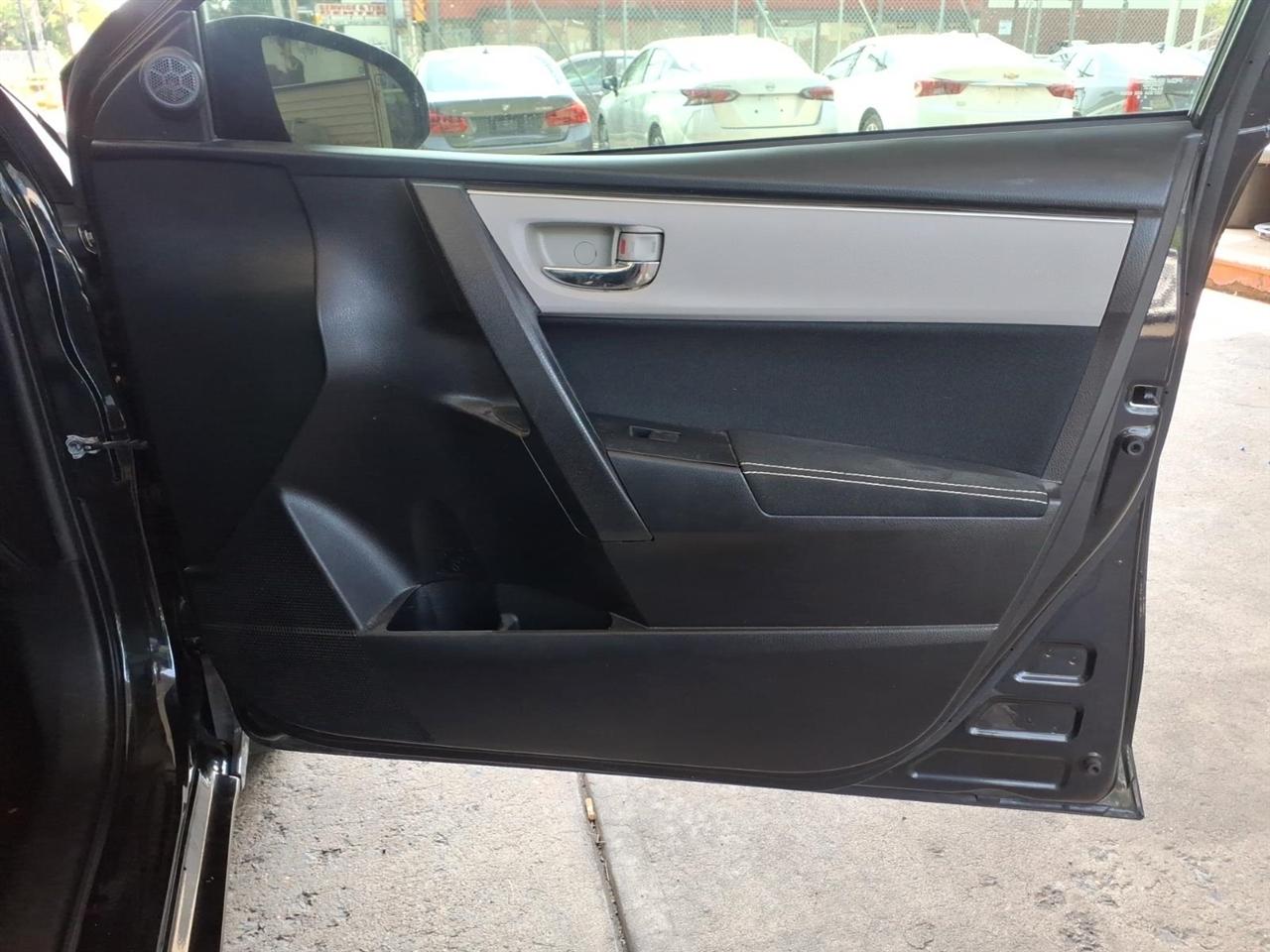 Toyota Corolla  2018