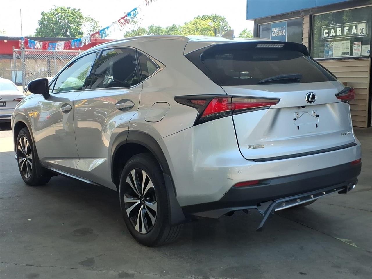 Lexus NX  2019