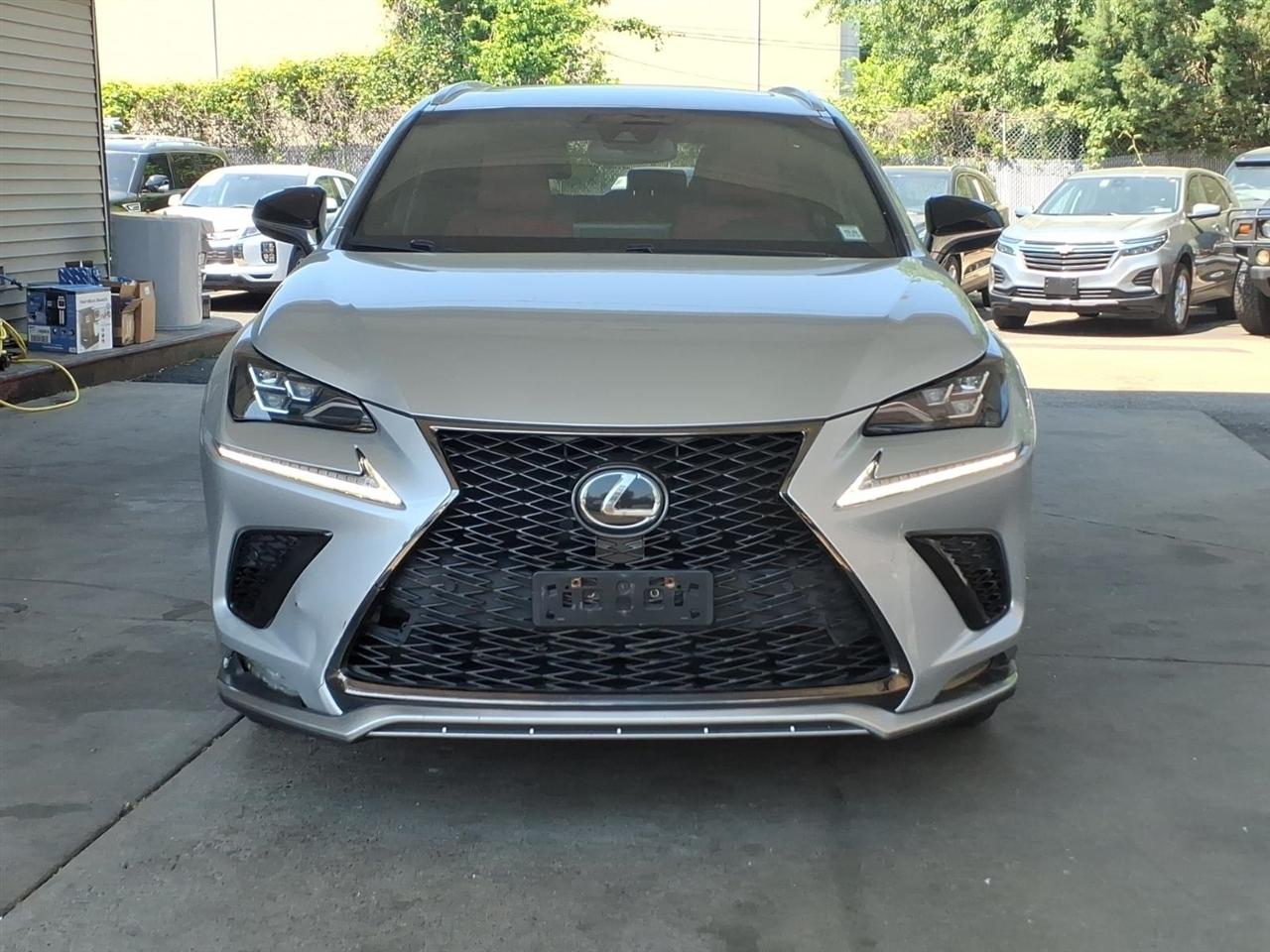 Lexus NX  2019