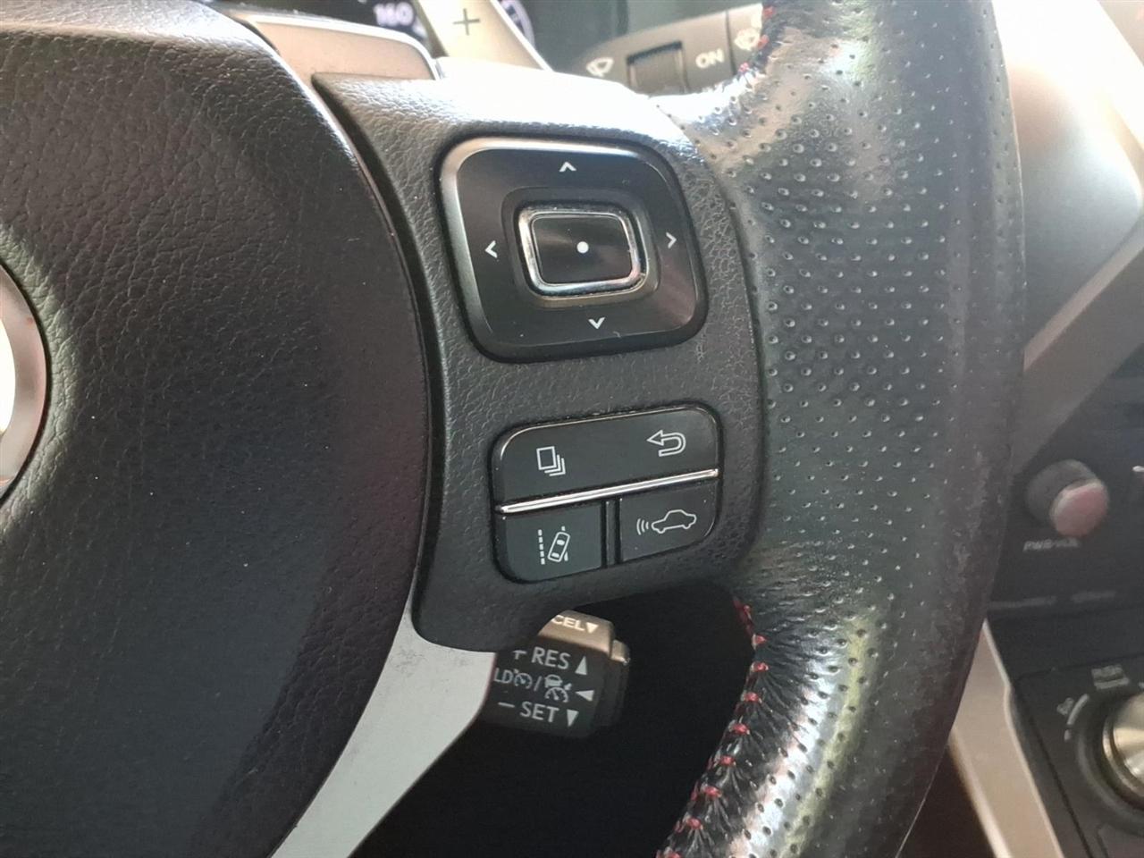 Lexus NX  2019