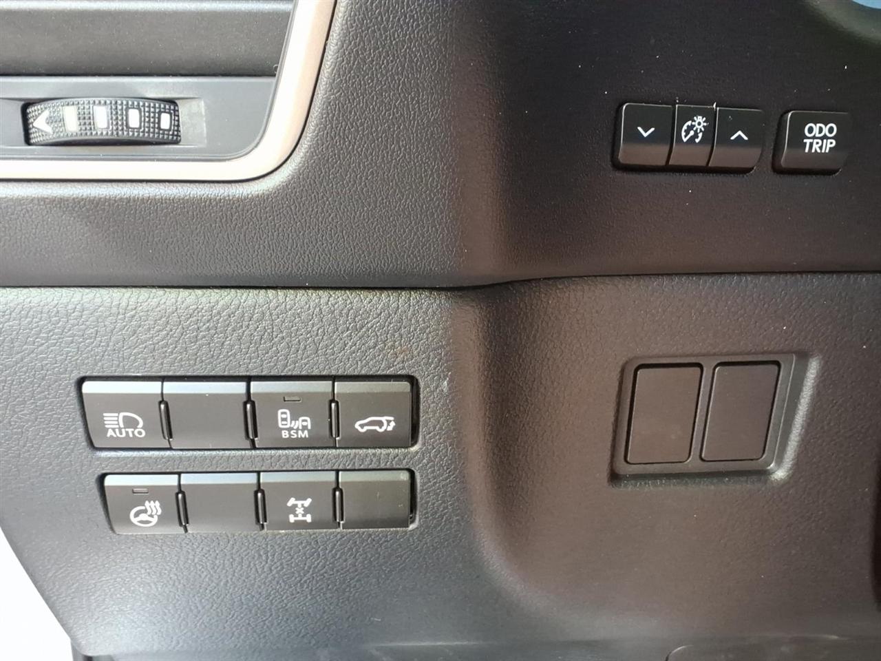 Lexus NX  2019