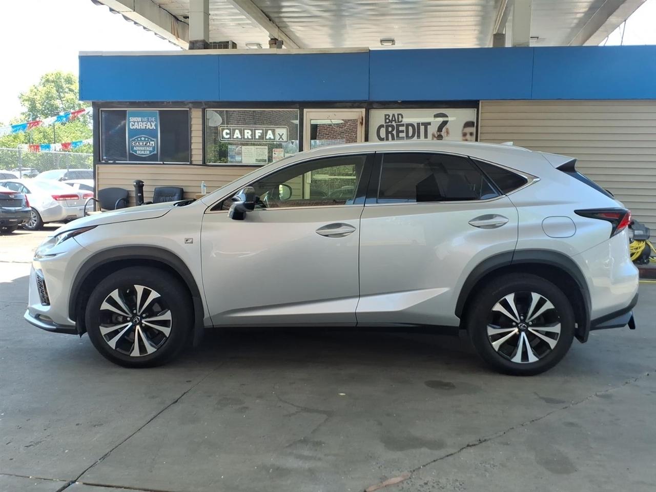 Lexus NX  2019