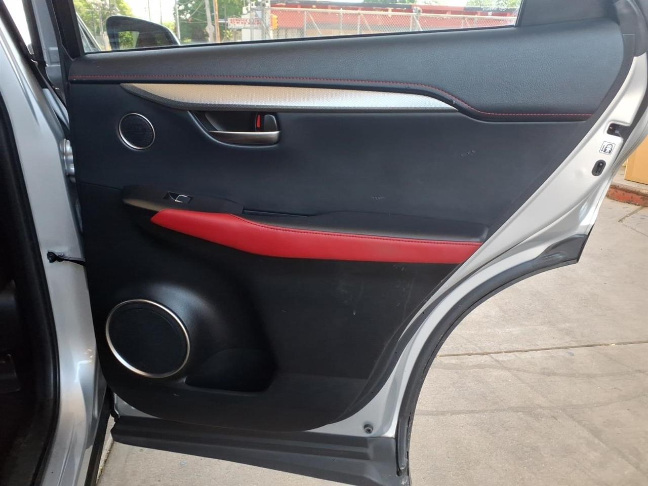 Lexus NX  2019