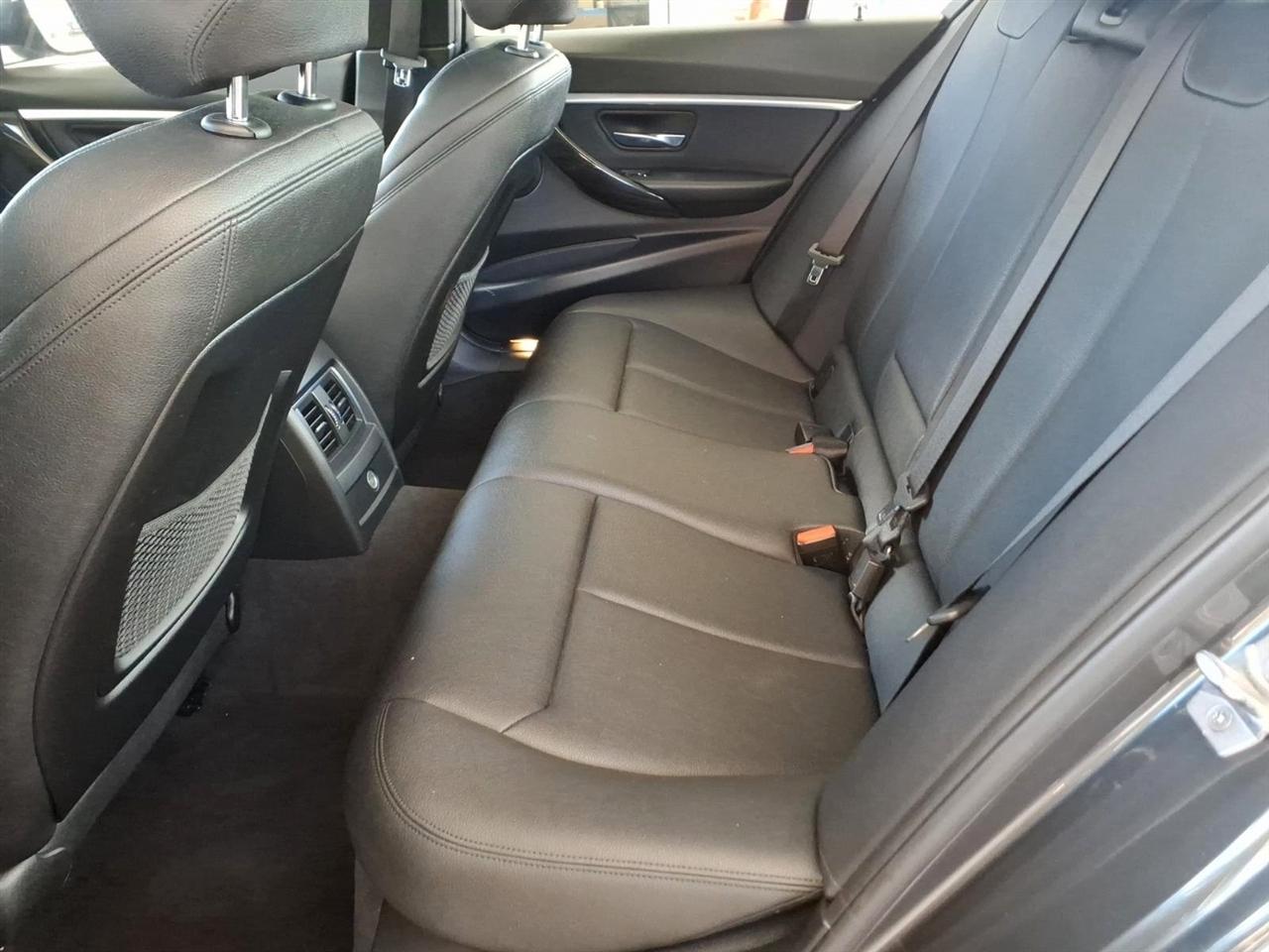 BMW 3 Series  2018