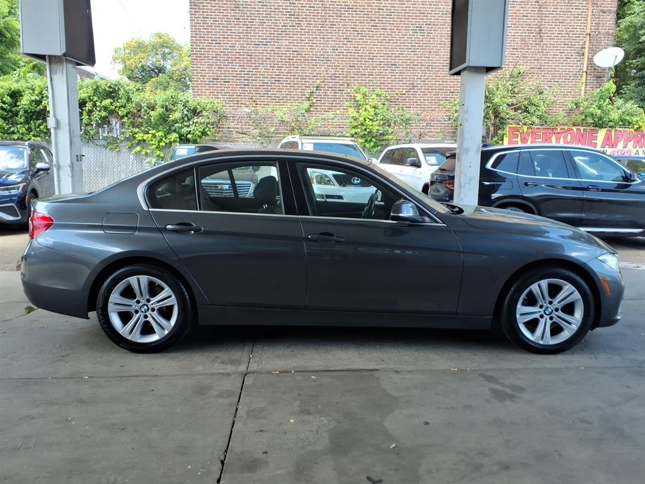BMW 3 Series  2018
