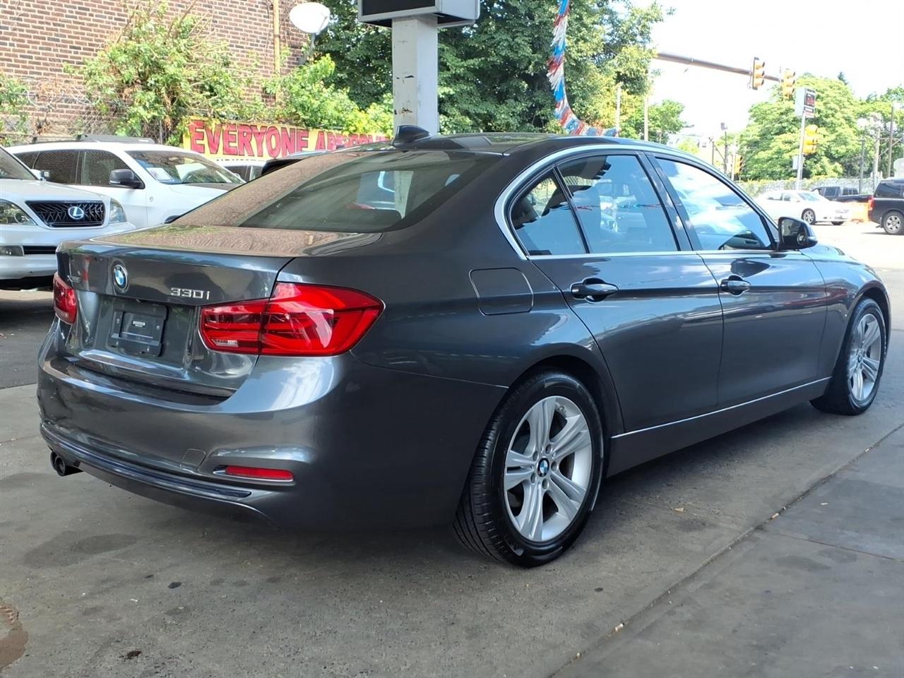 BMW 3 Series  2018