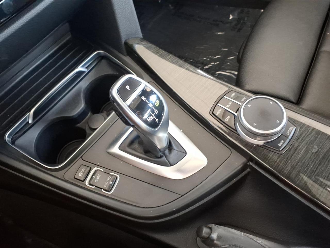 BMW 3 Series  2018