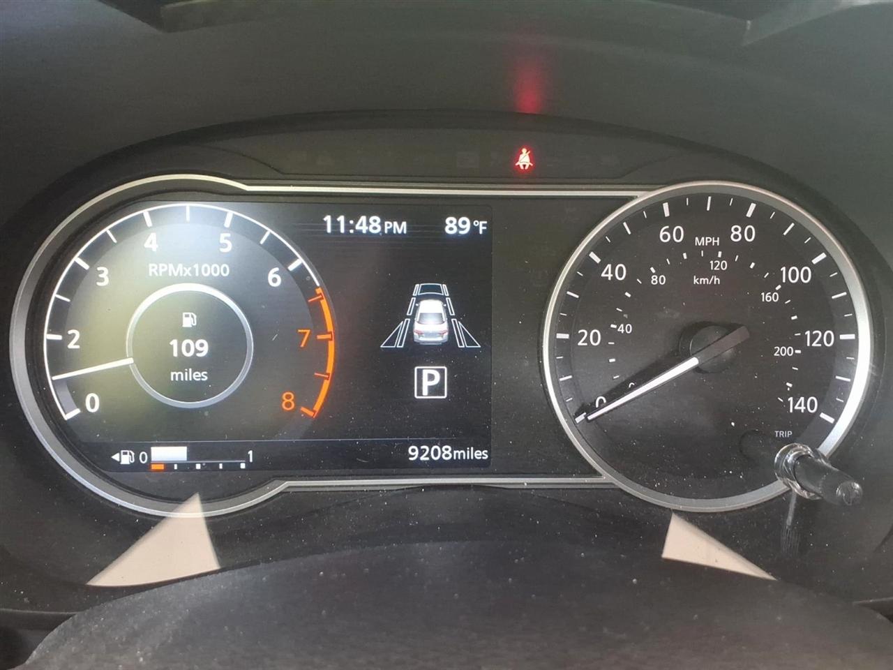Nissan Versa  2025