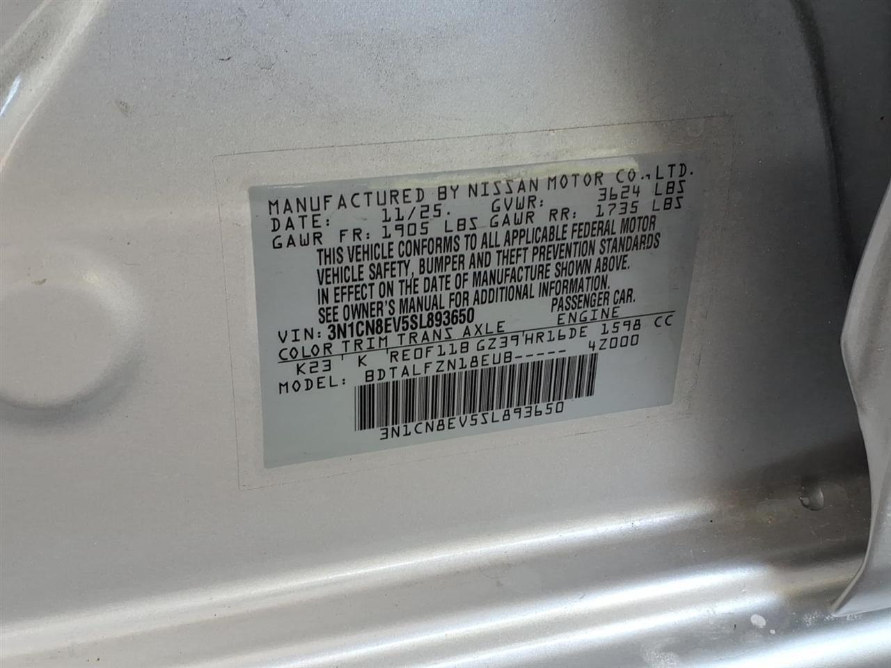 Nissan Versa  2025