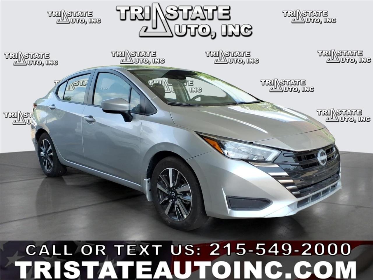 Nissan Versa  2025