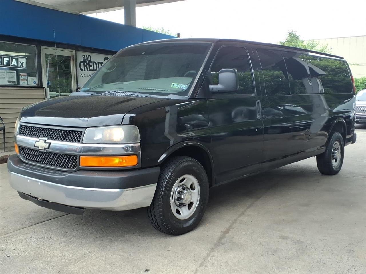 Chevrolet Express Passenger  2014