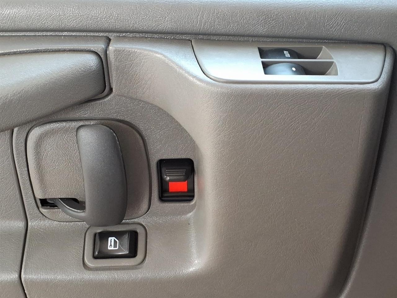 Chevrolet Express Passenger  2014