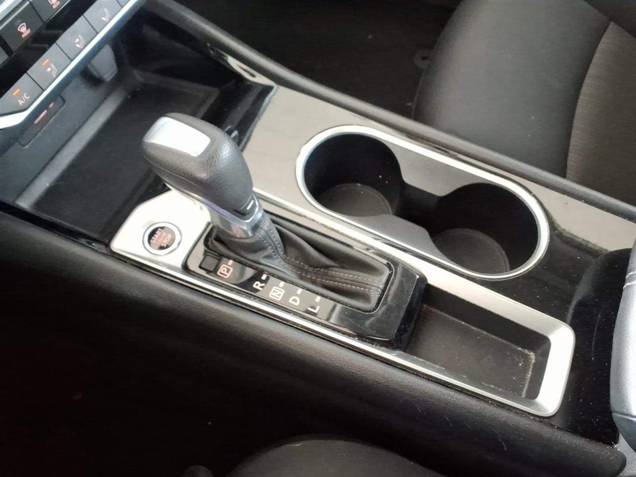 Nissan Altima  2024