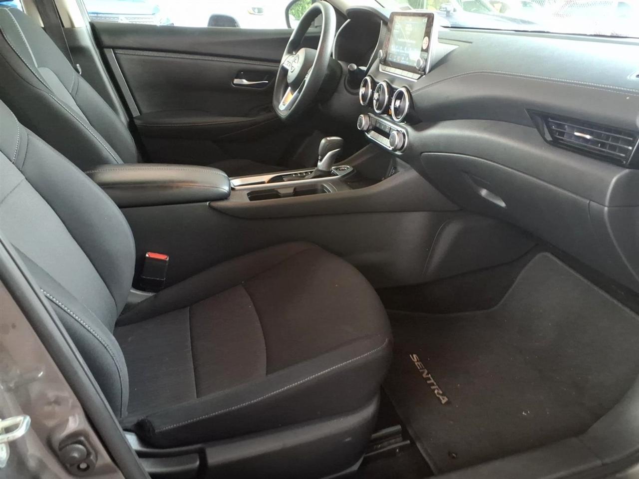 Nissan Sentra  2024