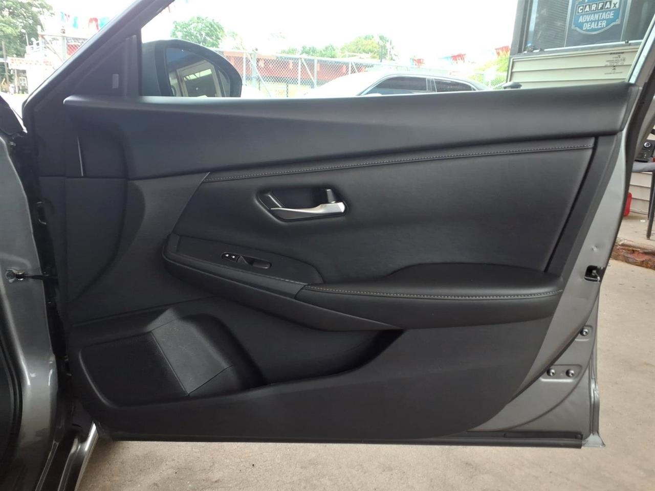 Nissan Sentra  2024