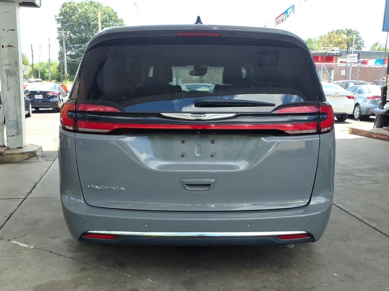 Chrysler Pacifica  2023