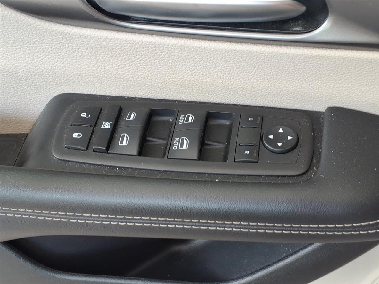 Chrysler Pacifica  2023