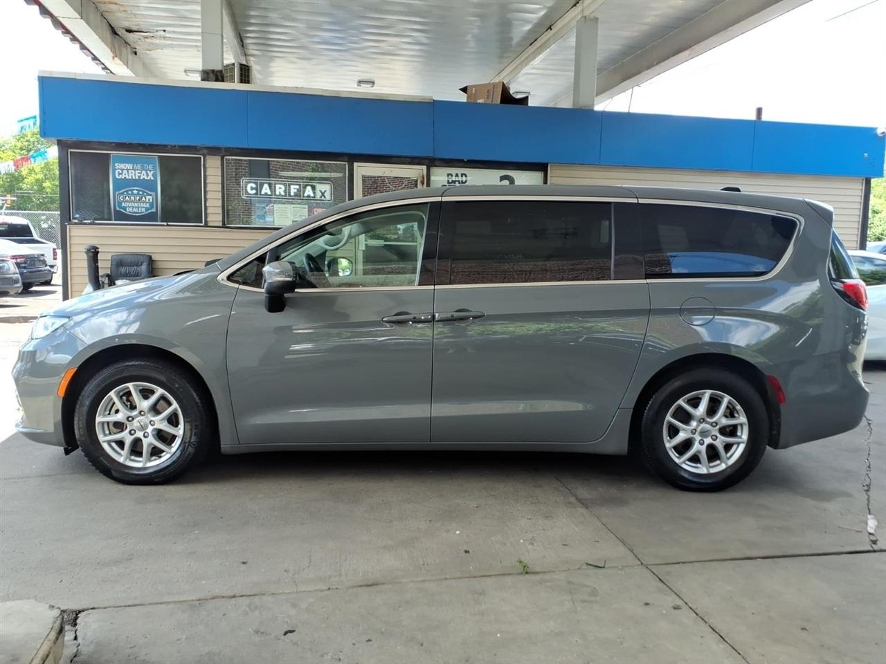Chrysler Pacifica  2023