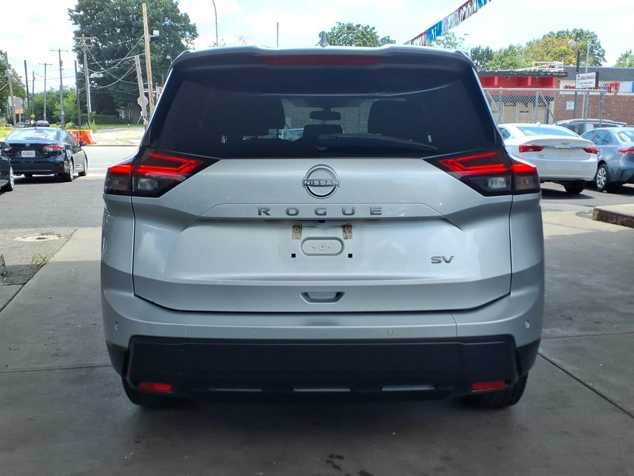 Nissan Rogue  2024