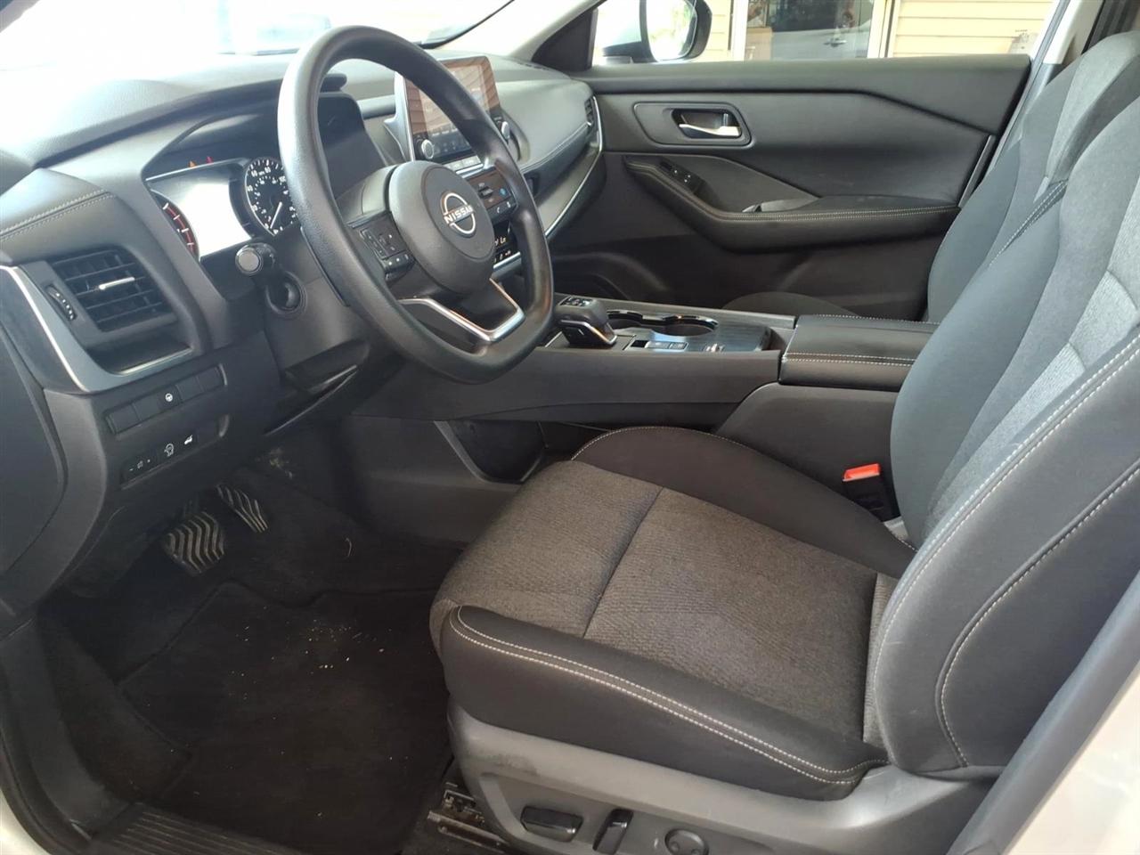 Nissan Rogue  2024