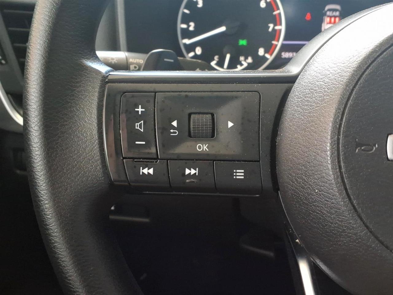 Nissan Rogue  2024
