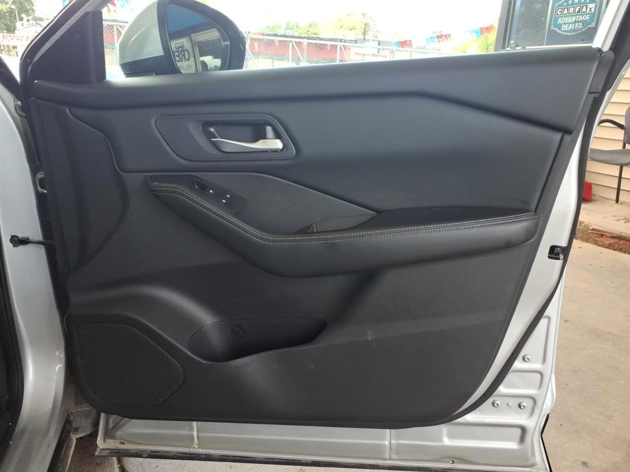 Nissan Rogue  2024