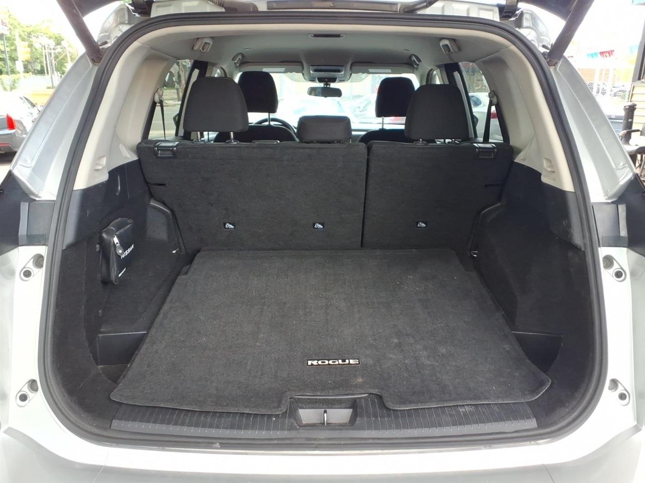 Nissan Rogue  2024