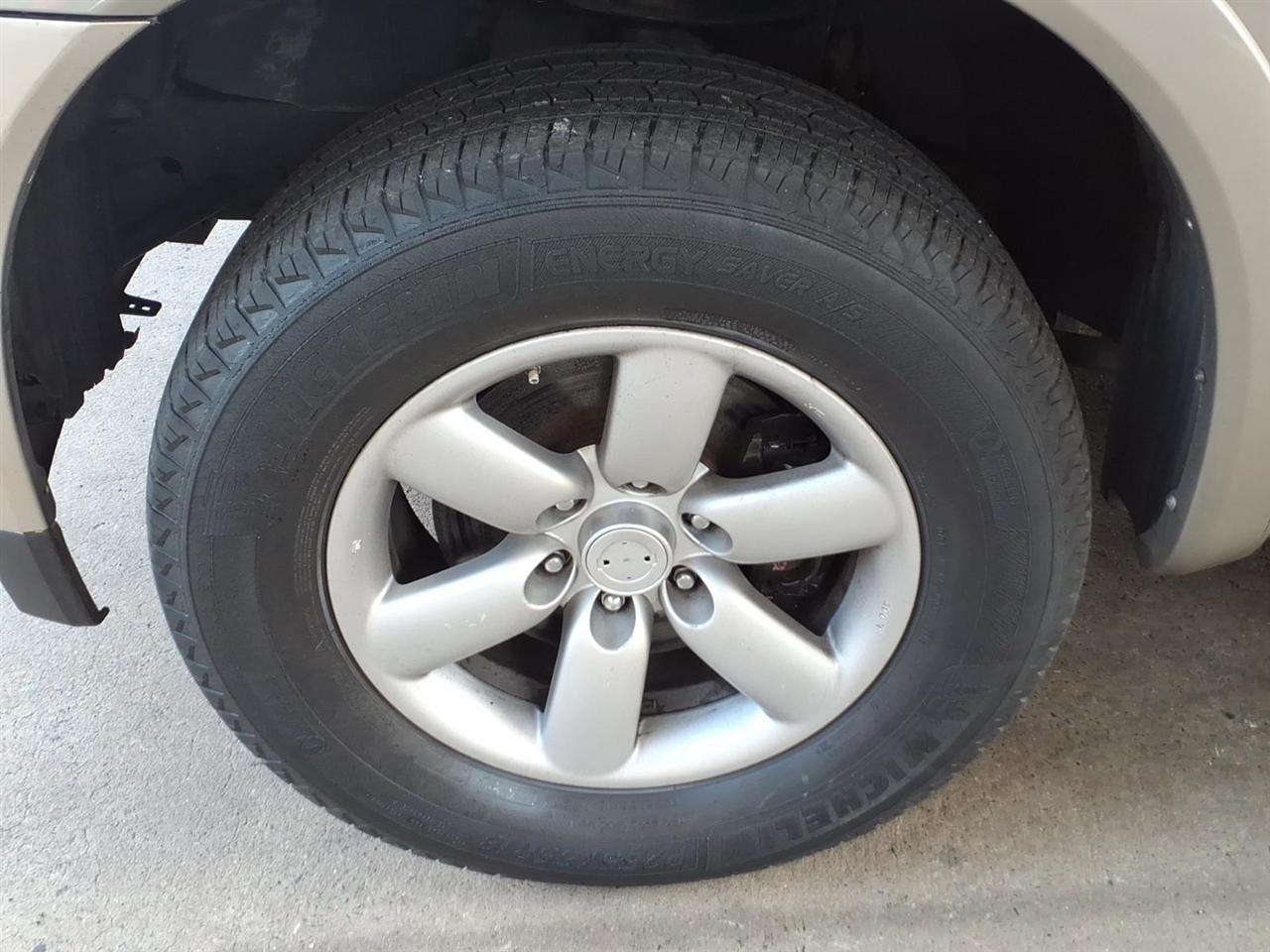 Nissan Armada 4WD 4dr SE 2009