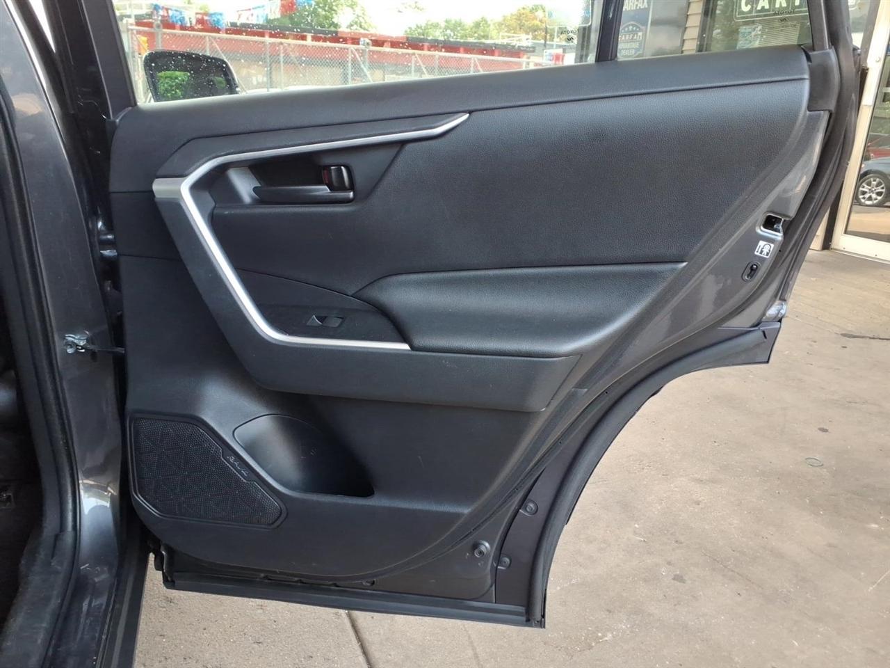 Toyota RAV4  2020