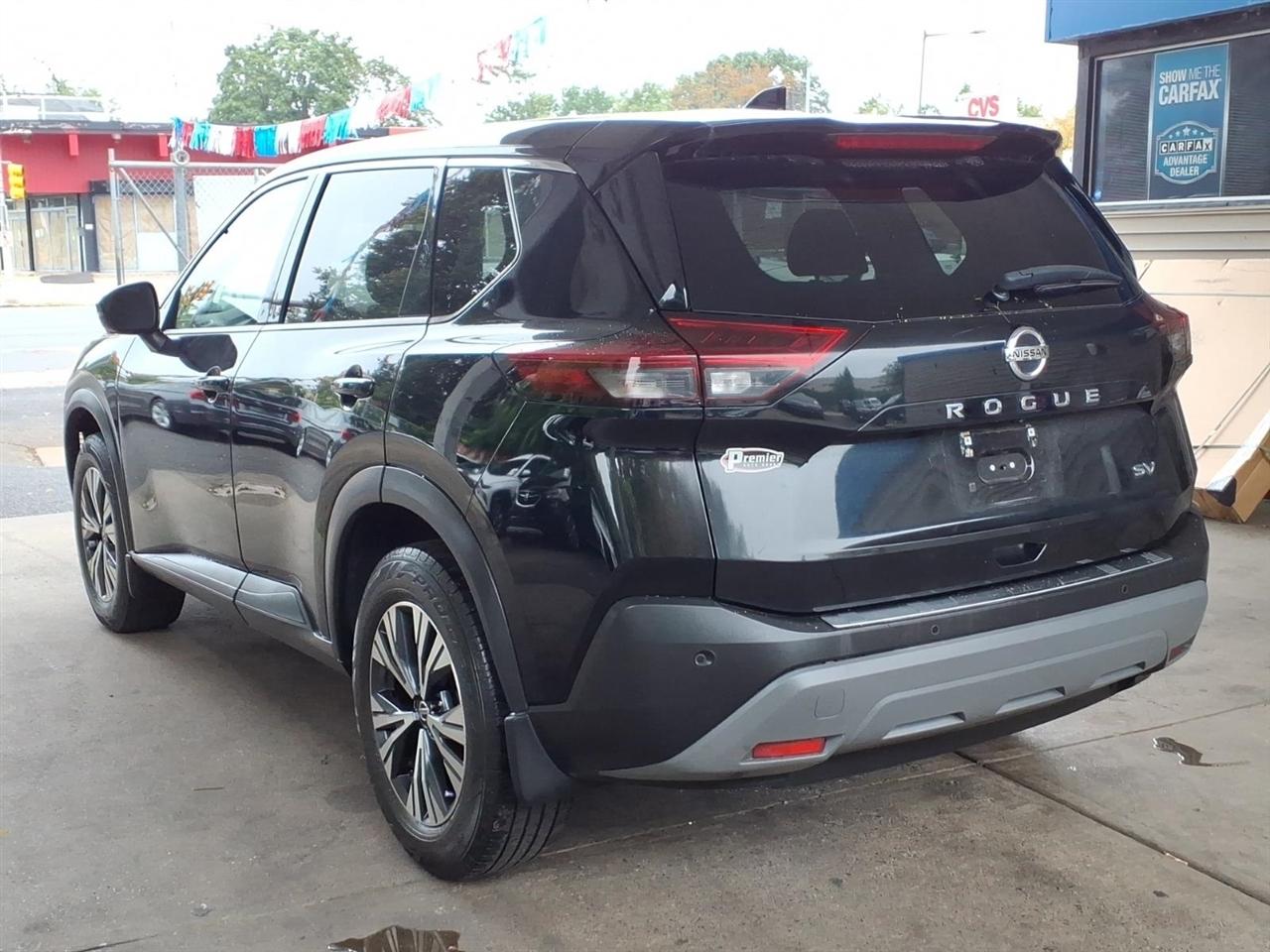 Nissan Rogue  2021