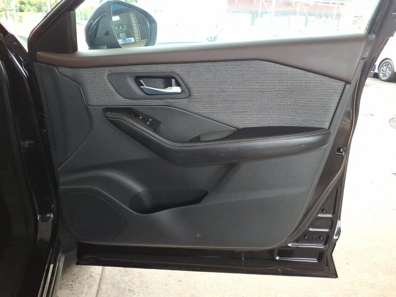 Nissan Rogue  2021