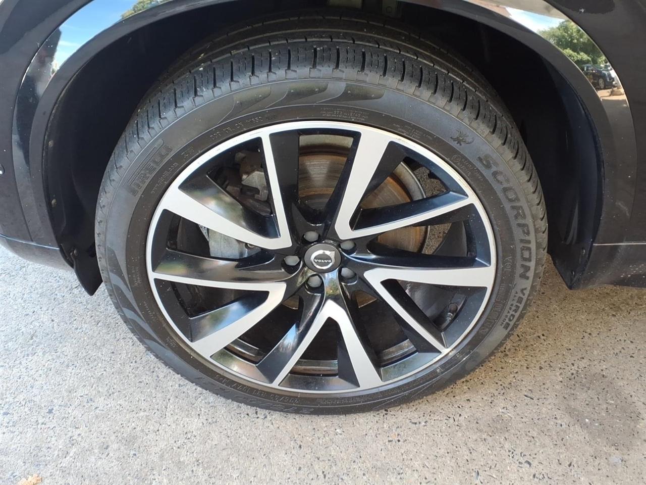 Volvo XC90  2019