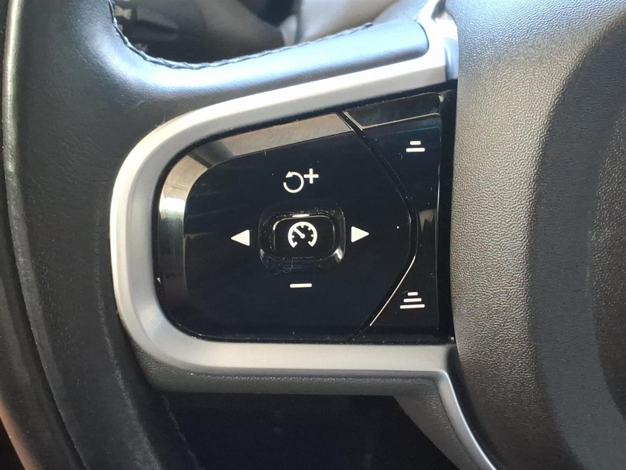 Volvo XC90  2019