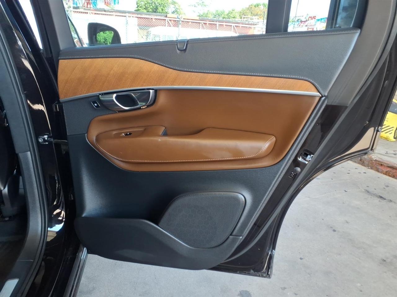 Volvo XC90  2019