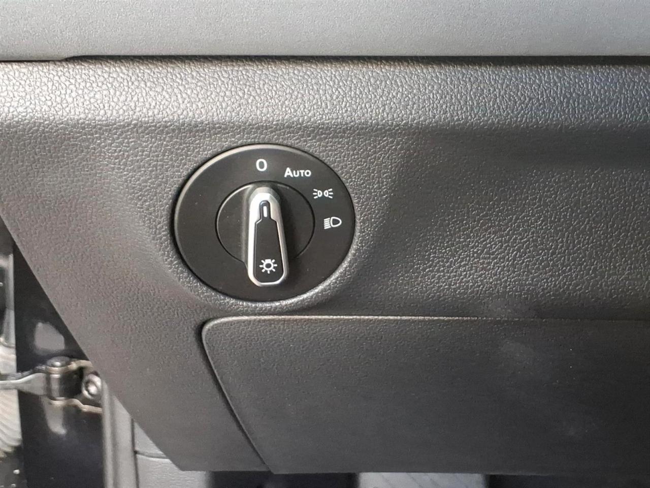 Volkswagen Jetta  2025