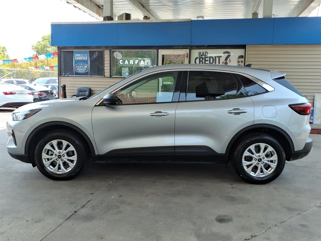 Ford Escape  2024