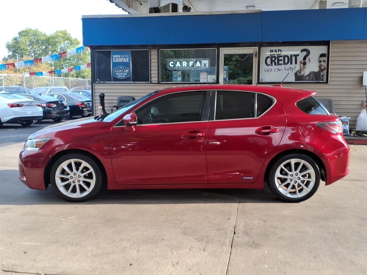 Lexus CT 200h  2013