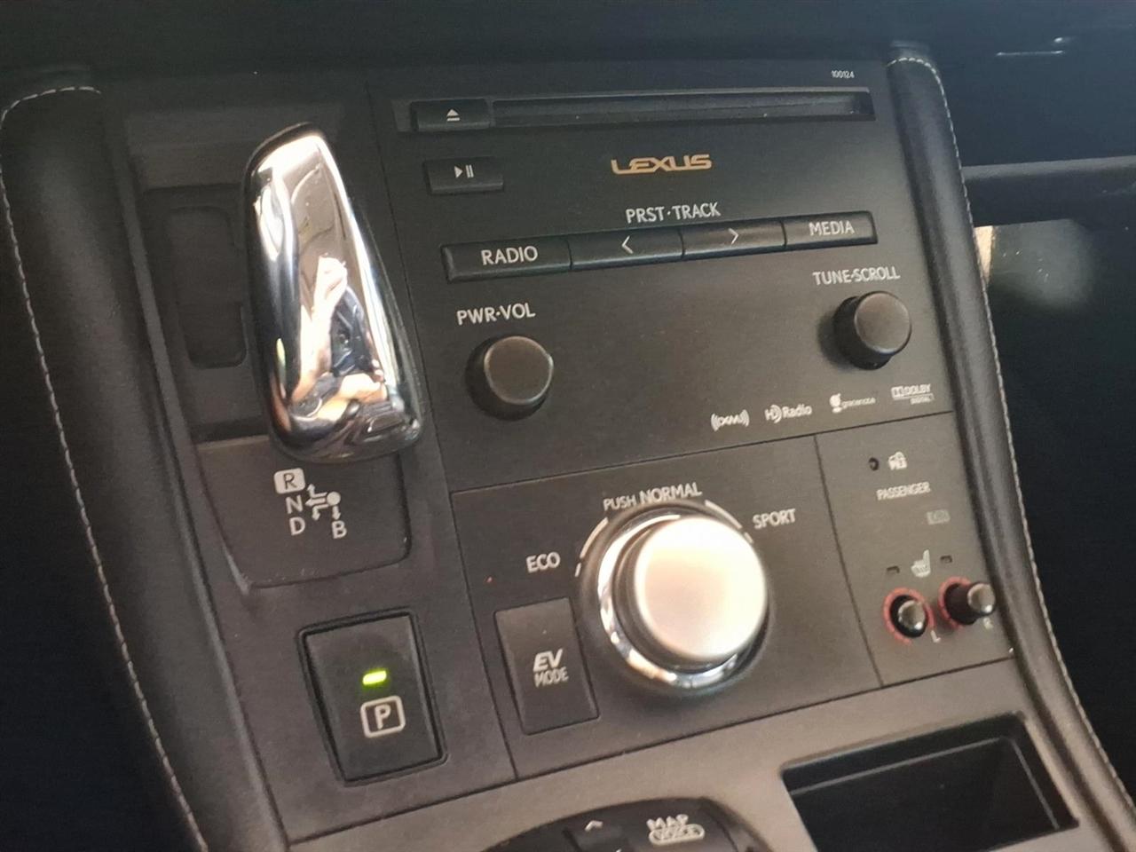 Lexus CT 200h  2013