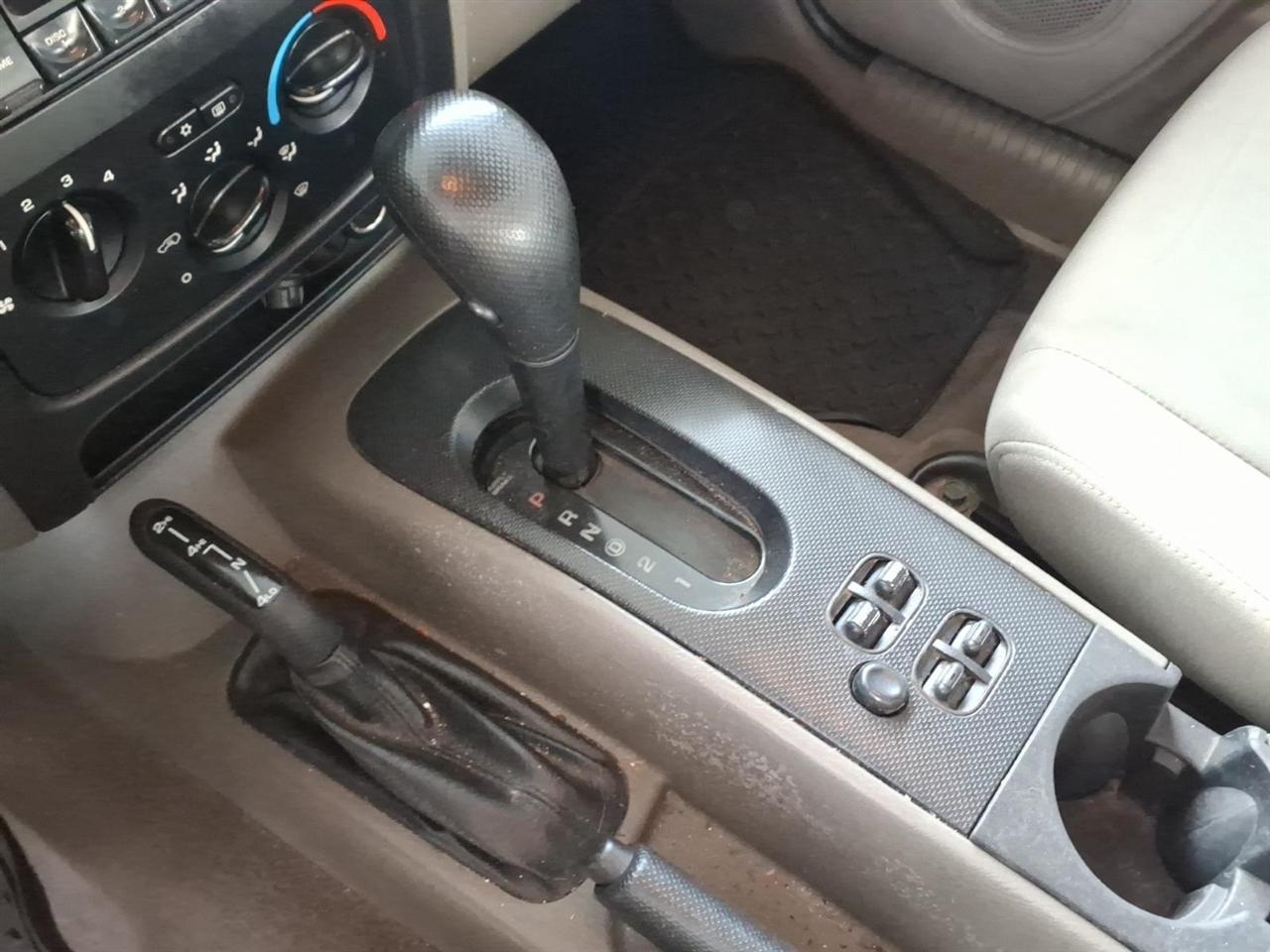 Jeep Liberty  2006