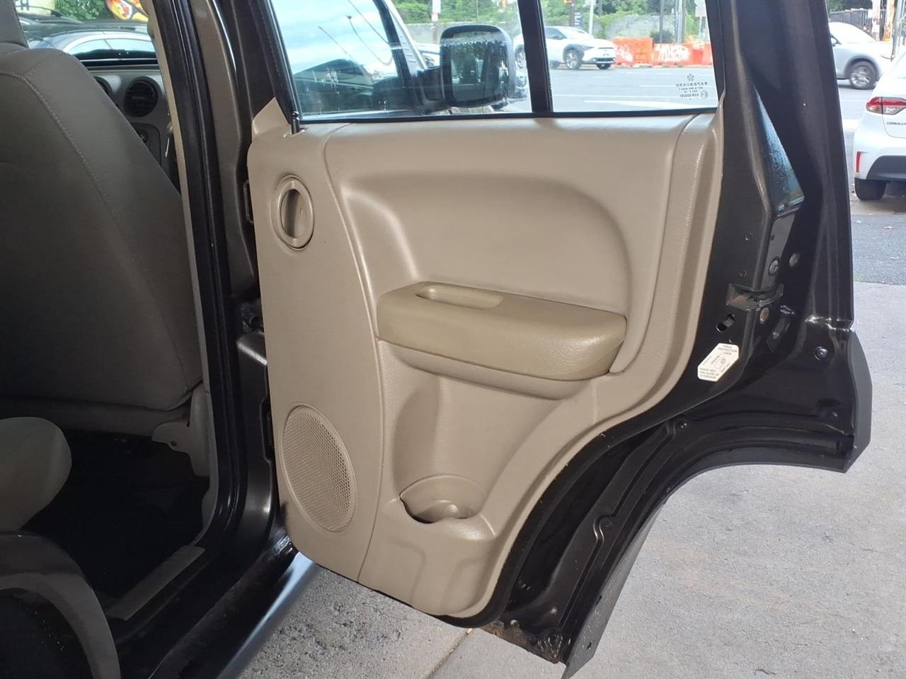 Jeep Liberty  2006