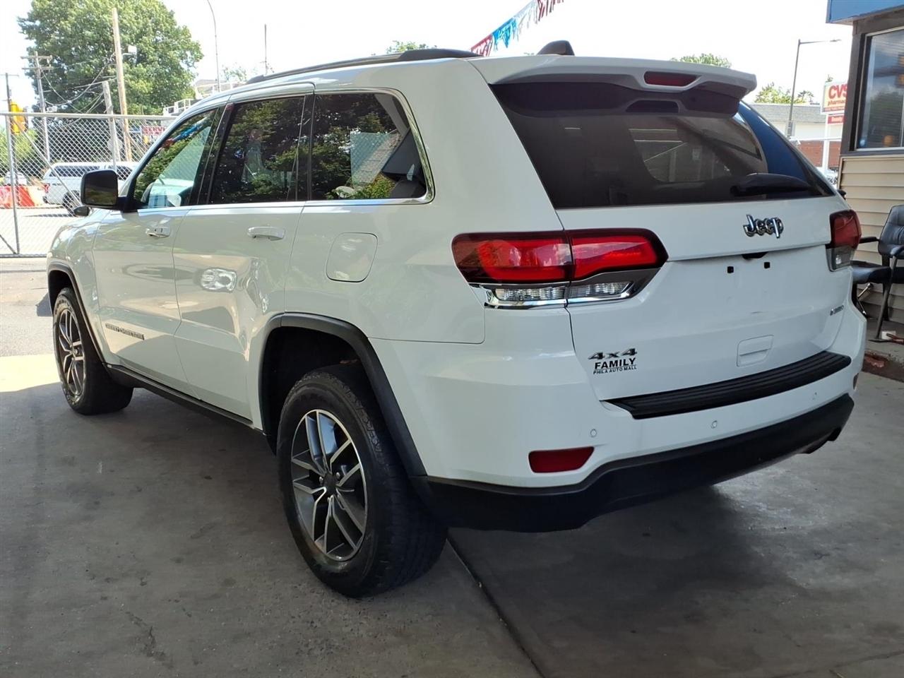 Jeep Grand Cherokee  2020