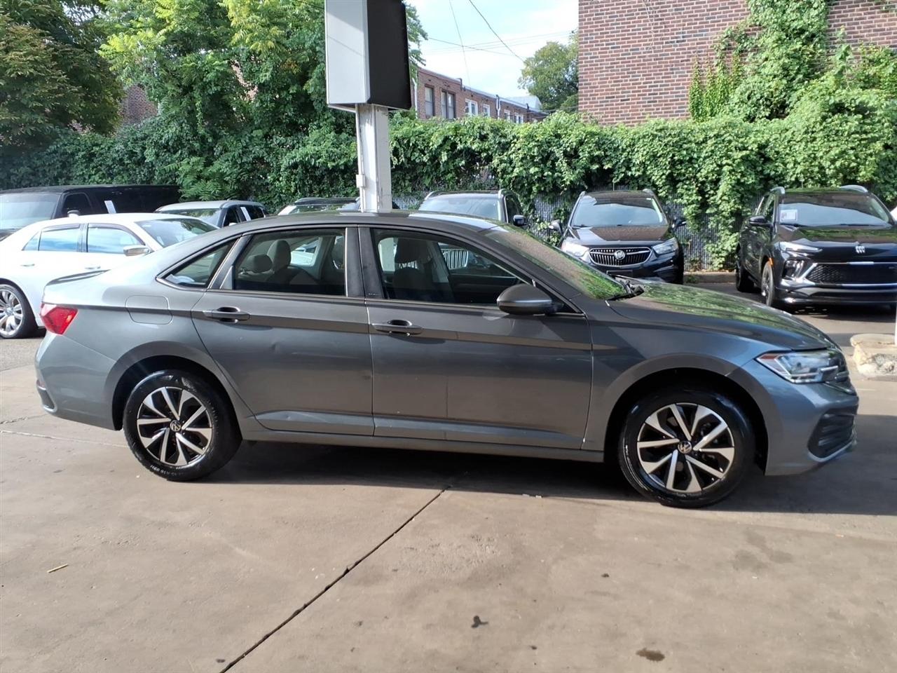 Volkswagen Jetta  2024