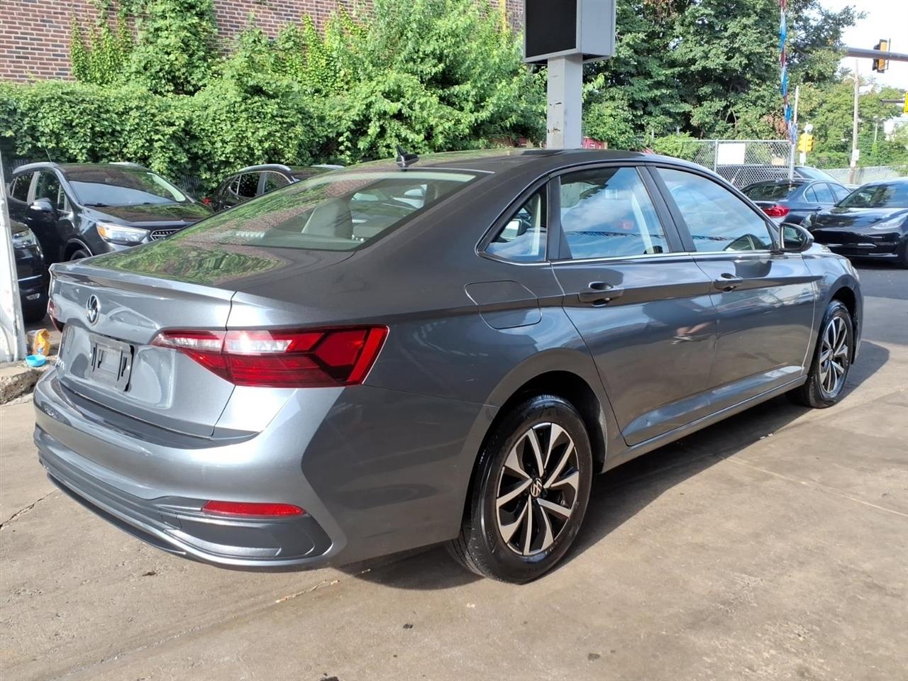 Volkswagen Jetta  2024