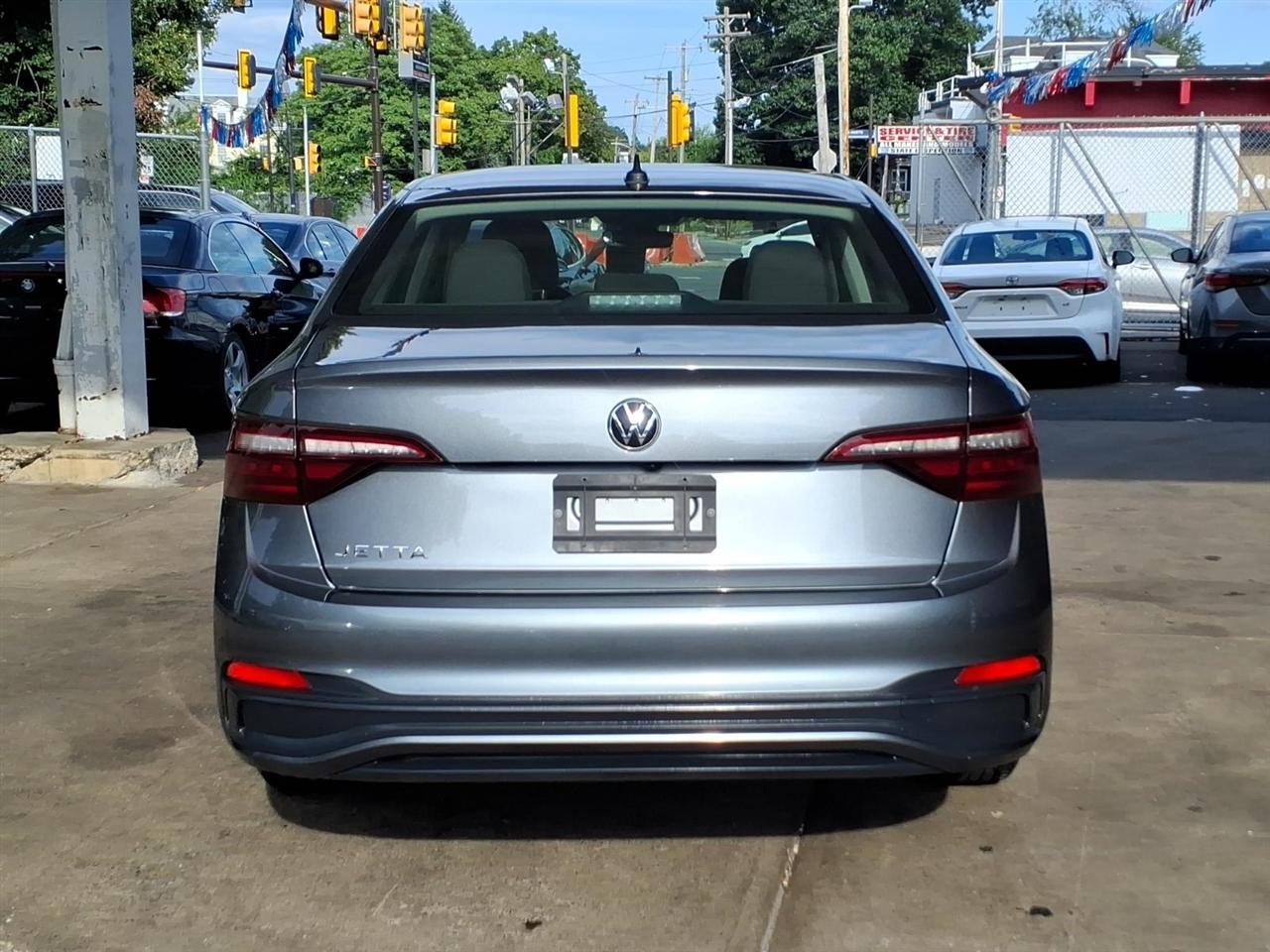 Volkswagen Jetta  2024