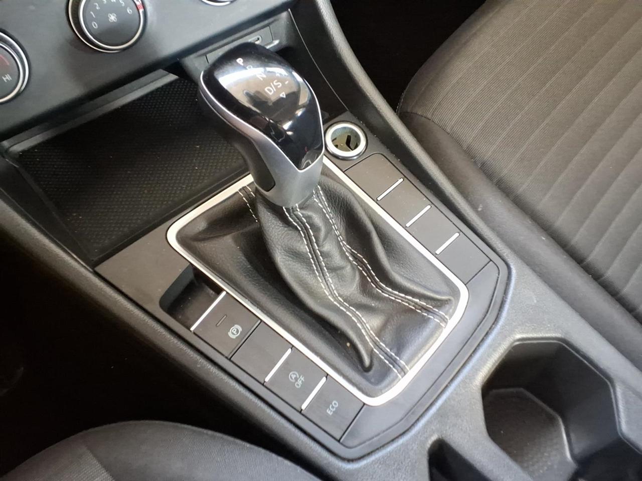 Volkswagen Jetta  2024